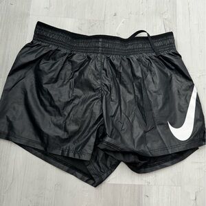 Nike Swoosh Run - Size XS